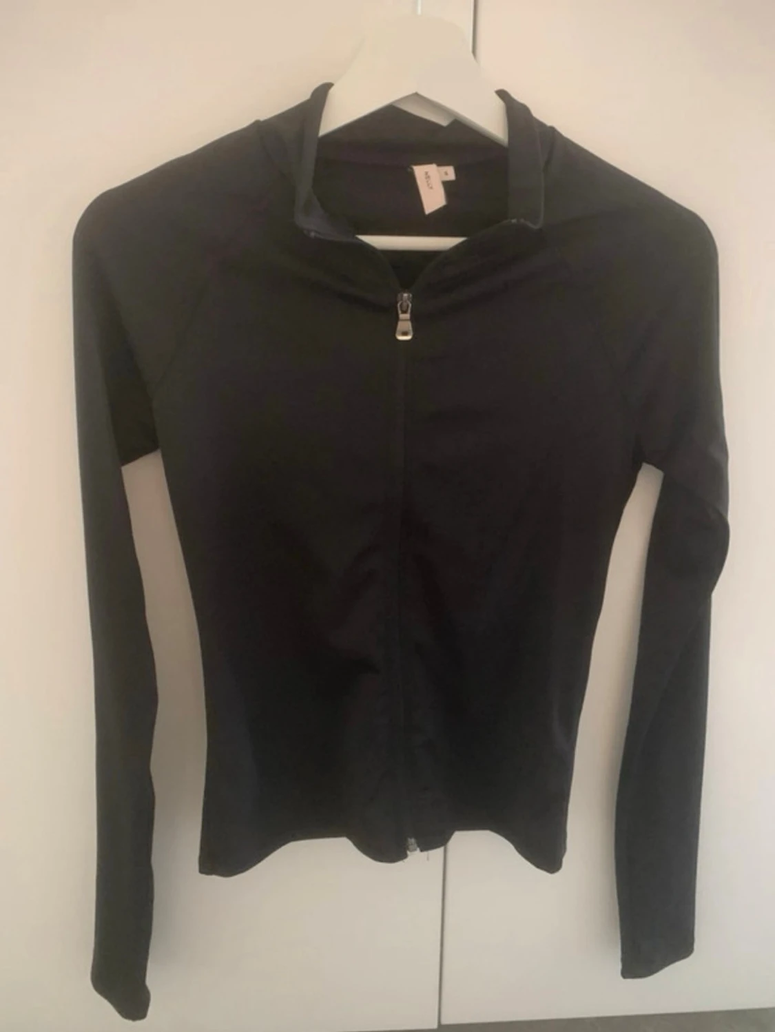 Nelly tränings tröja 