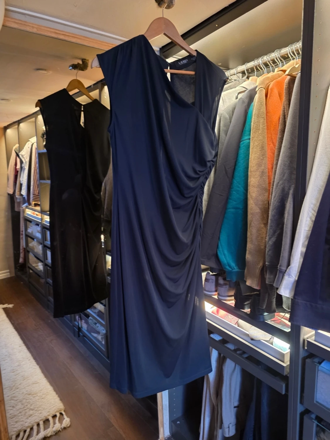 Lauren Ralph Lauren Marinblå oneshoulder klänning - 2