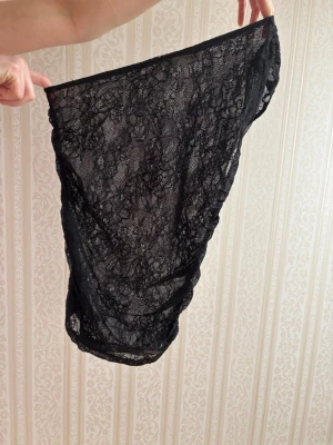 Topp na-kd - Använd 2 gånger & är i bra skick!💗kom med bud🙌🏻💓