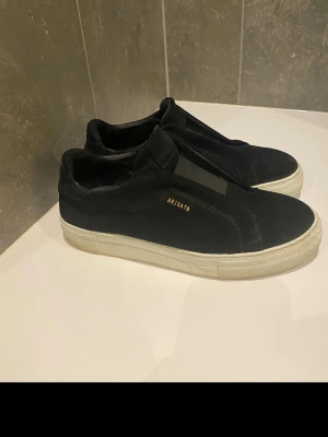 Axel Arigato stl 42 - Mocka, storlek 42