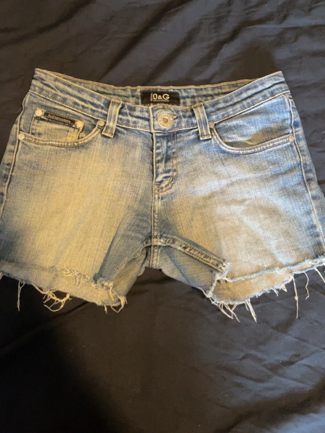 Blå jeansshorts från D&G - 1