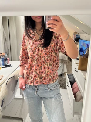 Blommig blus - Supersomrig blus från lindex!🤗😇