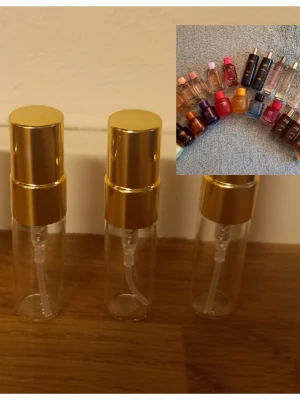 Ida splitpaket  - 4 stycken 2 ml glasdekanter med spray ✨️Välj bland dofterna som finns på listor bland bilderna 