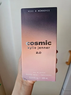Cosmic 2.0 parfym Kylie Jenner - Aldrig använd