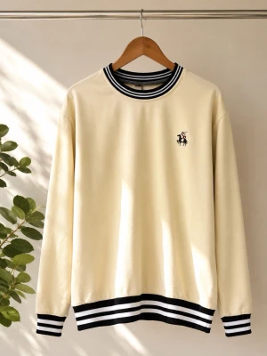 Beige Sweatshirt med Randig Halsringnign & Ärmslut - Storlek: L, Material: 100 % Polyester, utmärkt skick!