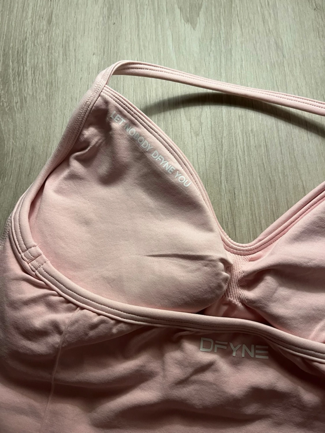 Rosa sömlöst set från DFYNE - 3
