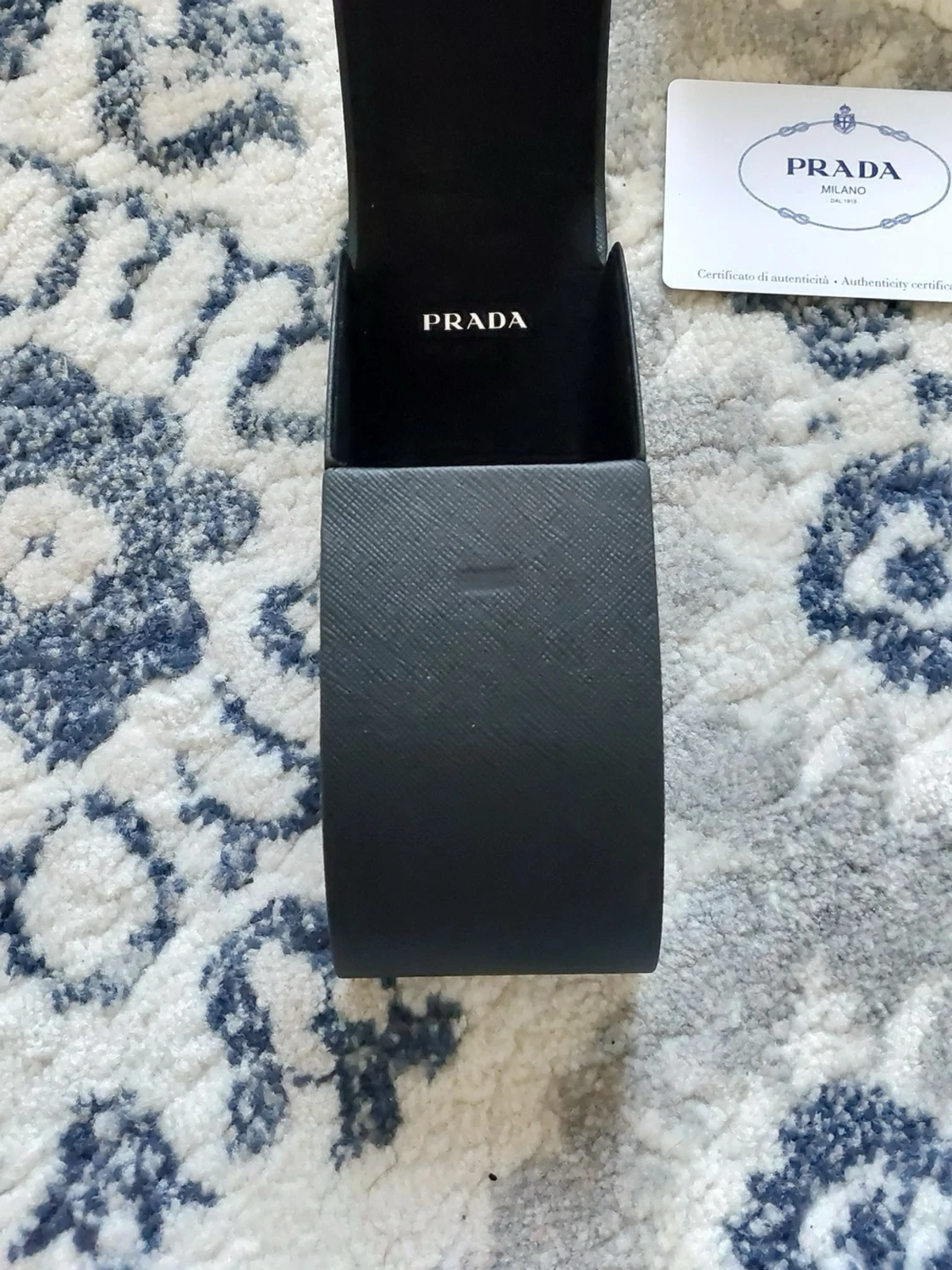 Svarta solglasögon från Prada - 6