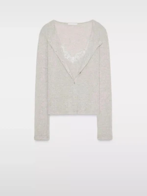 Zara laced cardigan - Snygg beige kofta ifrån Zara, slutsåld och väldigt efterfrågad. Den har ett inbyggt spets linne. Storlek M, men sitter verkligen som xs/s. Endast testad, inga defekter. Ordinarie pris ligger på ca 500 om jag minns rätt. Hör av er för egna bilder. 💞