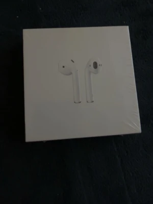 AirPods - Helt nya först till kvarn, pris kan diskuteras