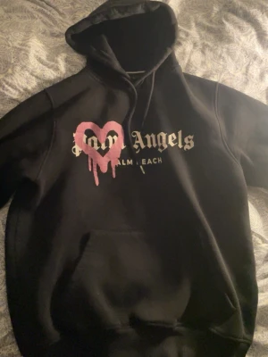 Palm angels - Pris kan diskuteras kan både mötas (Stockholm)