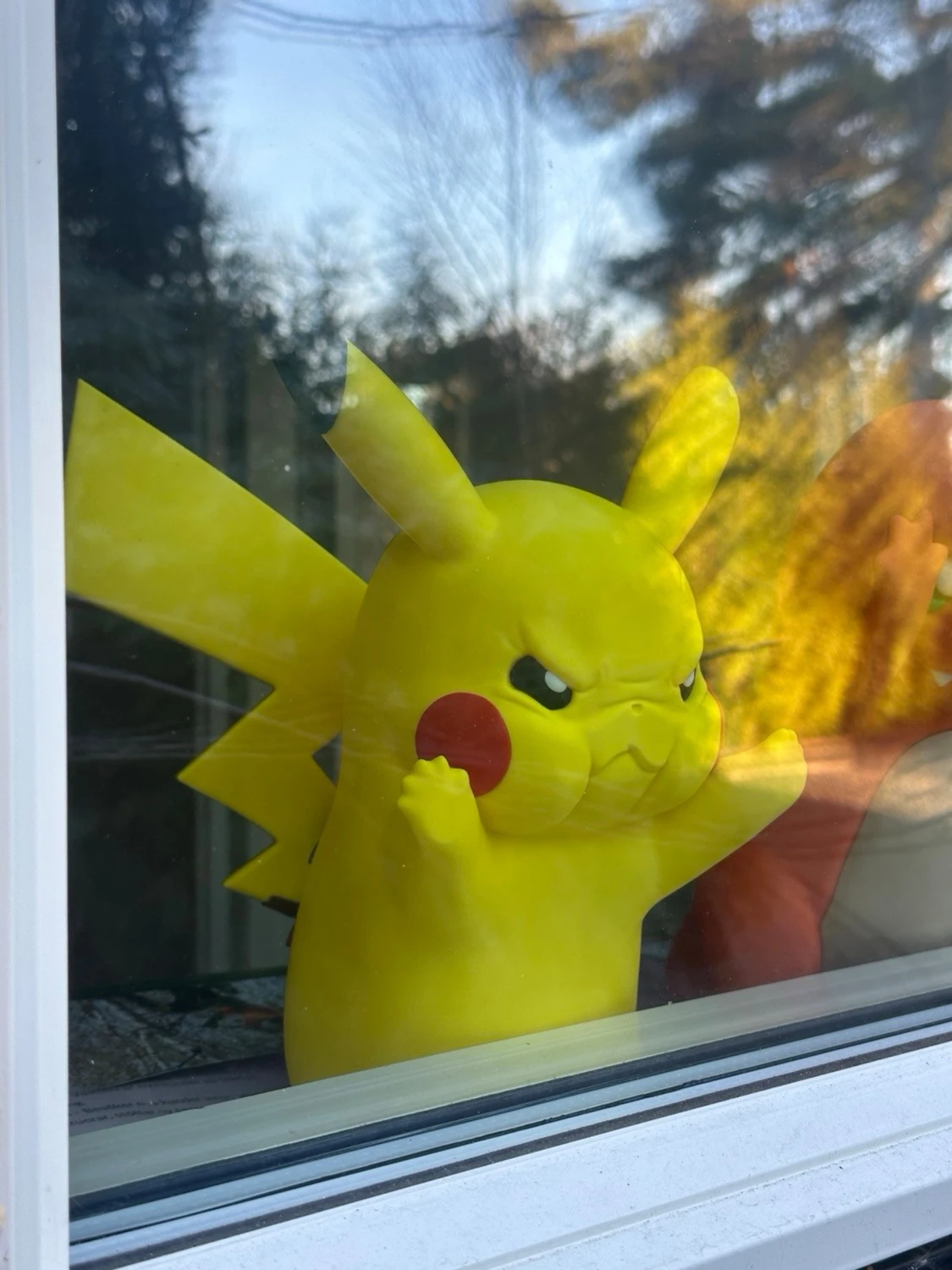 Window Pikachu – Premium Samlarfigur - 5
