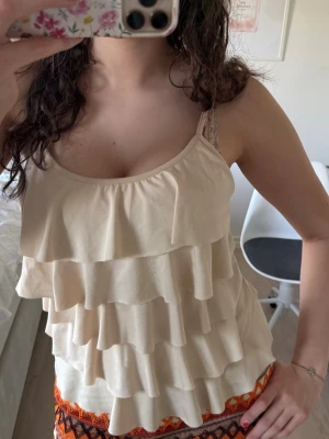 Volang linne - Lappen är bortklippt men tippar på storlek S🩷