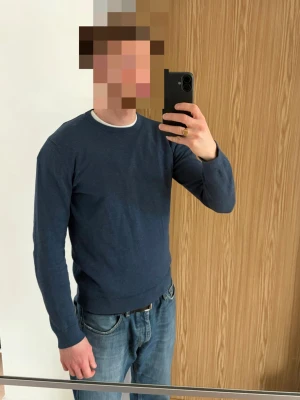 Merino ull tröja  - Merino ull tröja från Bläck i storlek S i fint skick. Kan mötas upp i Stockholm eller frakta på köparens bekostnad. PM vid frågor!