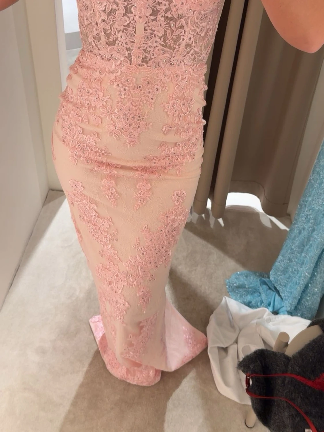 Lång rosa balklänning  - 1