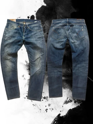 Dondup Jeans - Schyssta dondup jeans som är slimfit. Dessa jeans har inga defekter och är väldigt passande till dig som vill ha en stilig outfit        Mått:                                                                    Innerlår längd 75cm Totala Längden 95cm Ben öppning  14cm 
