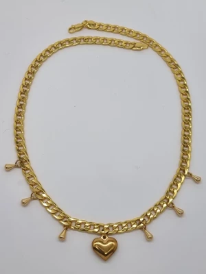 Handgjort halsband med hjärta  - Material-rostfritt stål. Kedjetjocklek-6,5mm #14