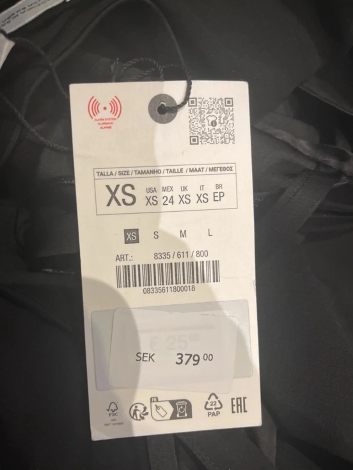 Svart halterneck topp med knyt från Zara - 4