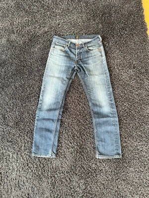 Lee Jeans - Säljer dessa Lee Jeans. De har tagits väl hand om. De är i storlek W33 L32. Hör av dig om du har några funderingar 