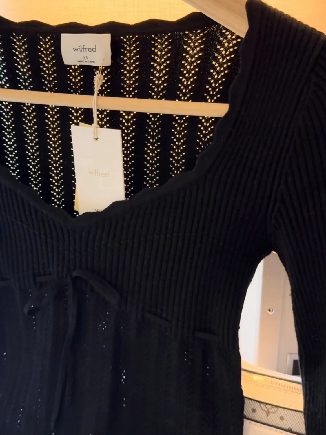 Aritzia Soloist Sweater - 1