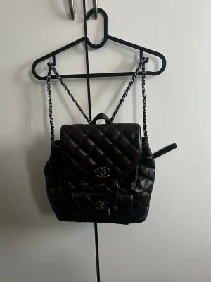 ryggsäck - Snygg mörkbrun ryggsäck , köpt i Turkiet många år sedan 