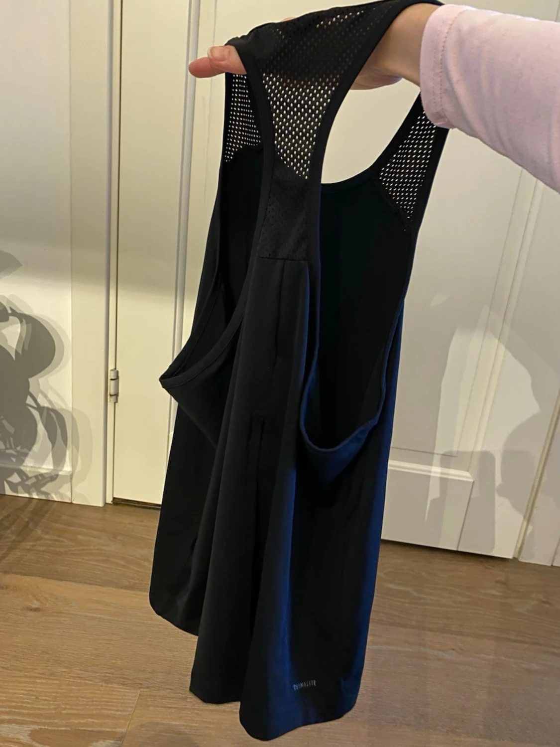 Svart träningslinne från Adidas - 3