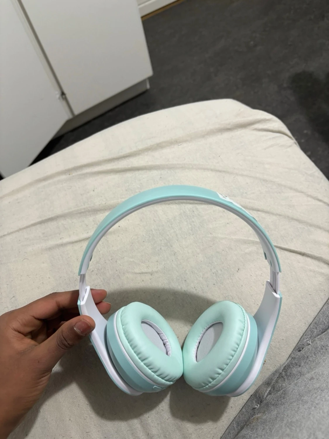 Mintgröna trådlösa over-ear hörlurar - 1