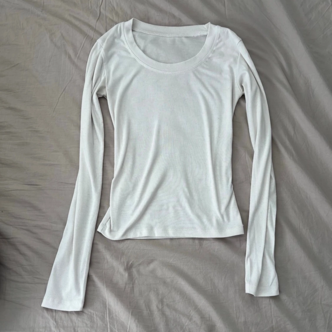 Vit långärmad topp