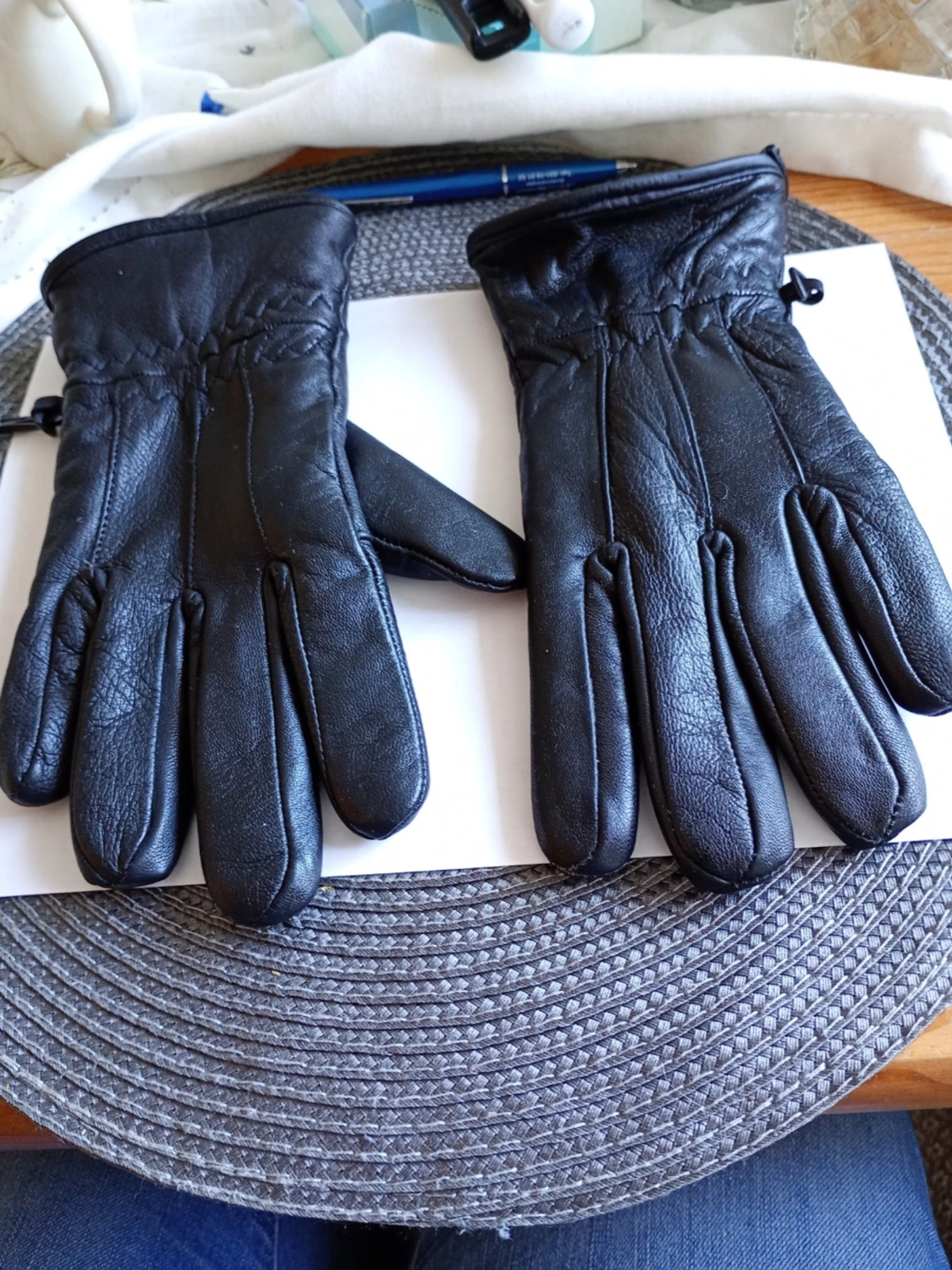 Svarta skinnhandskar med resår - 1