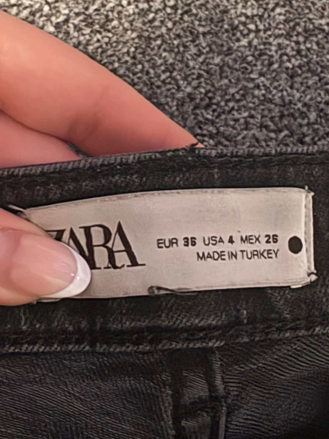 Svarta bootcut jeans från Zara - 1