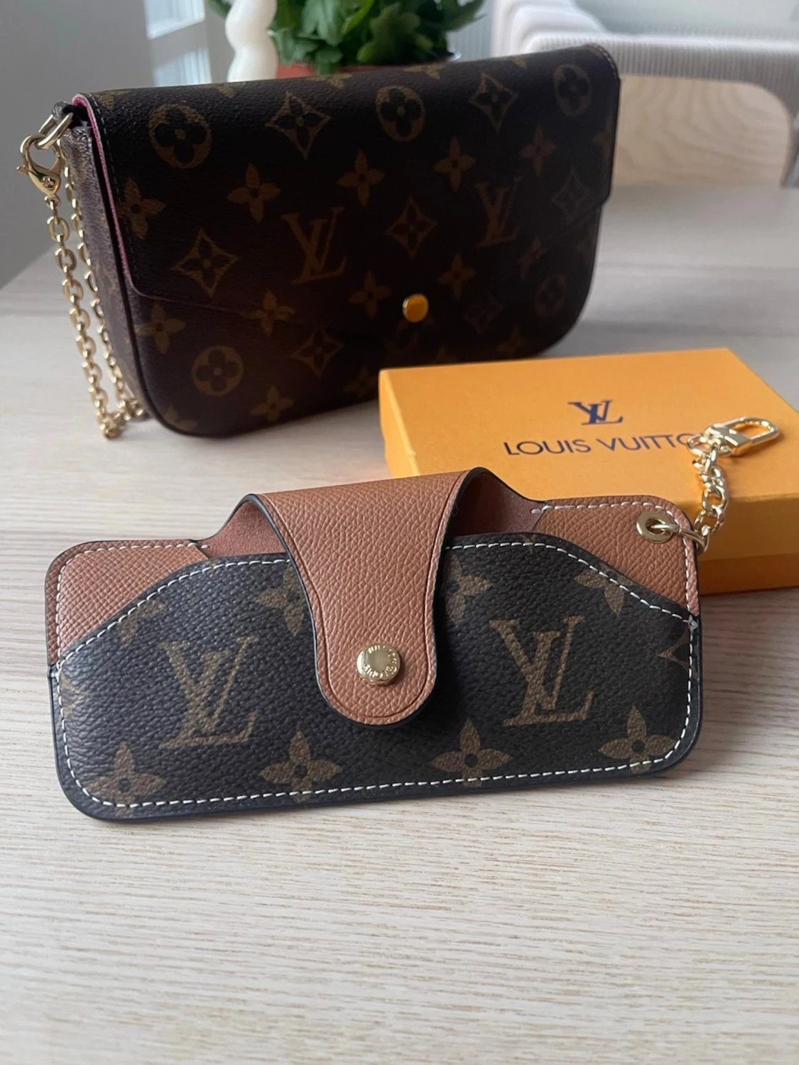 Vuitton monogram solglasögonfodral