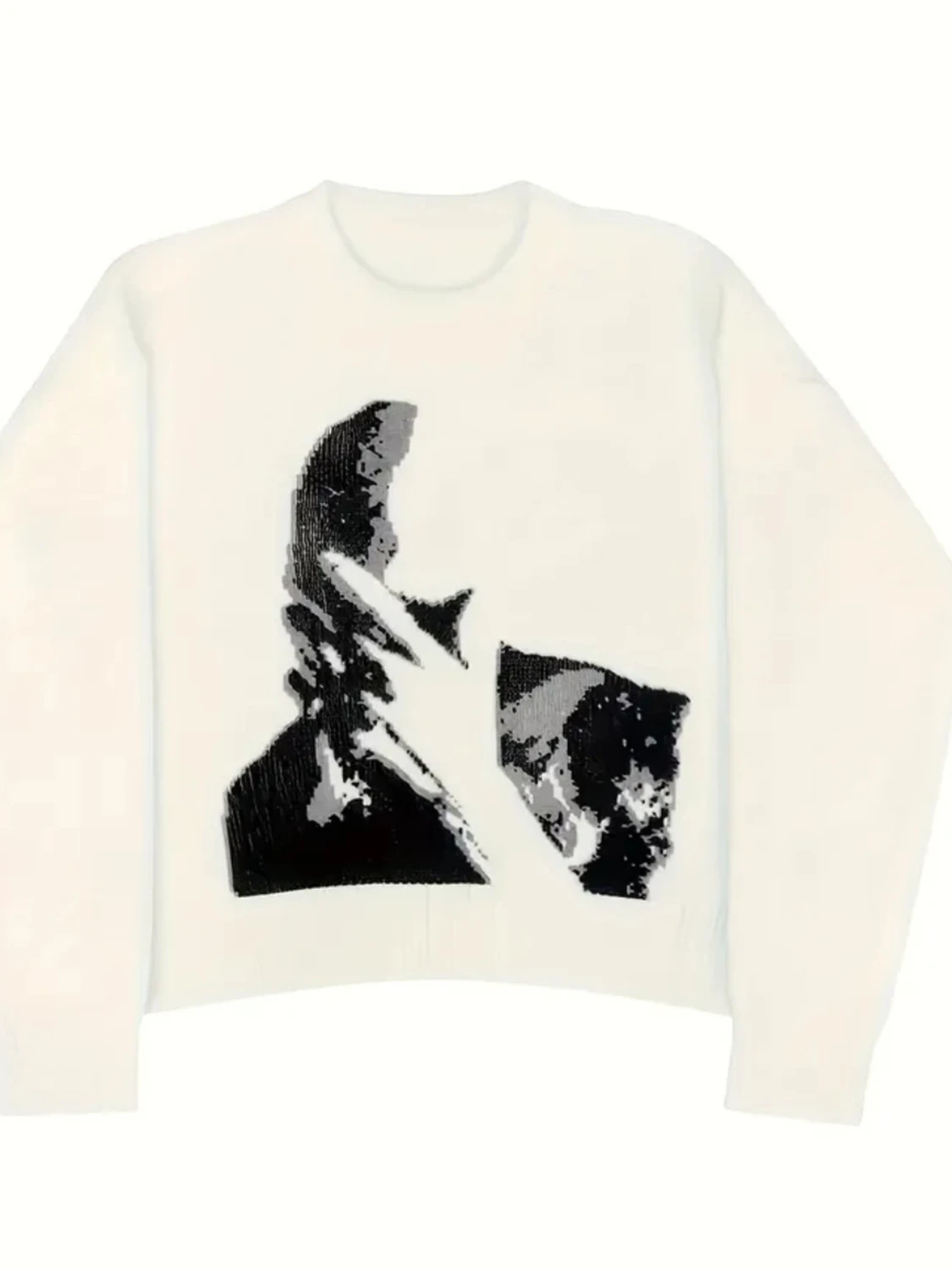 Vit stickad tröja med grafiskt tryck