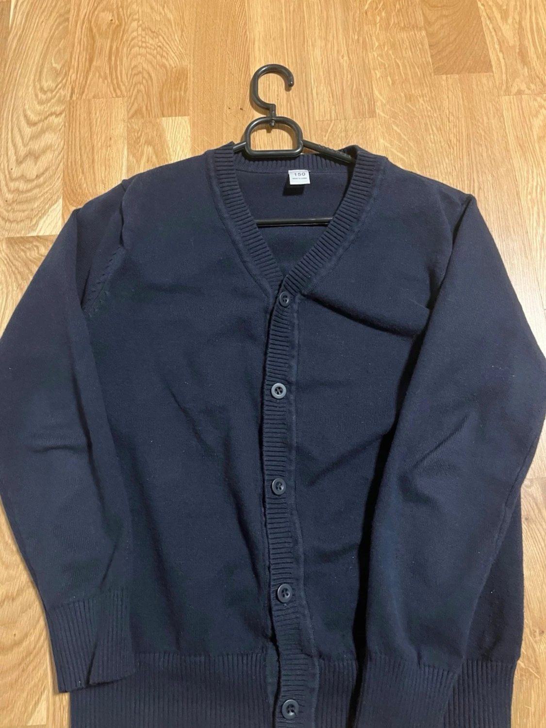 Mörkblå basic kofta med knappar