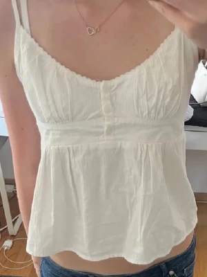 Linne - Linne från brandy Melville!! Använd en gång inga defekter alls 
