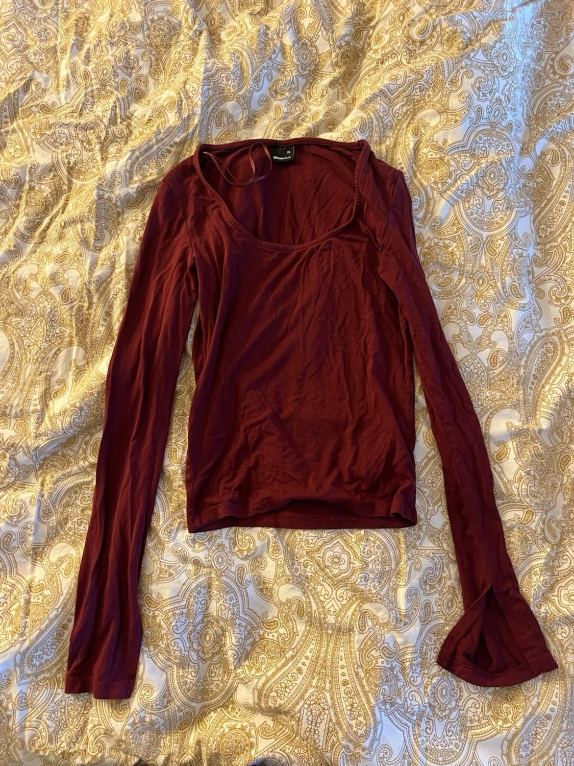 Vinröd topp Gina Tricot XS - 1