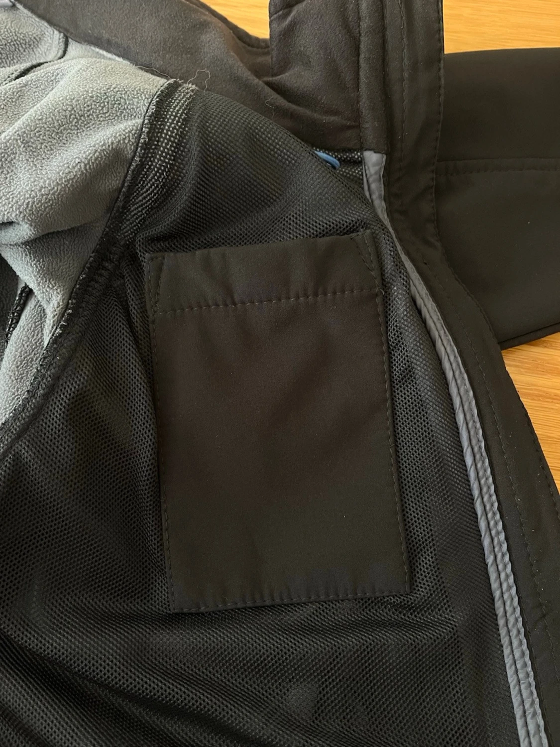 Svart vindjacka från H&M - 6