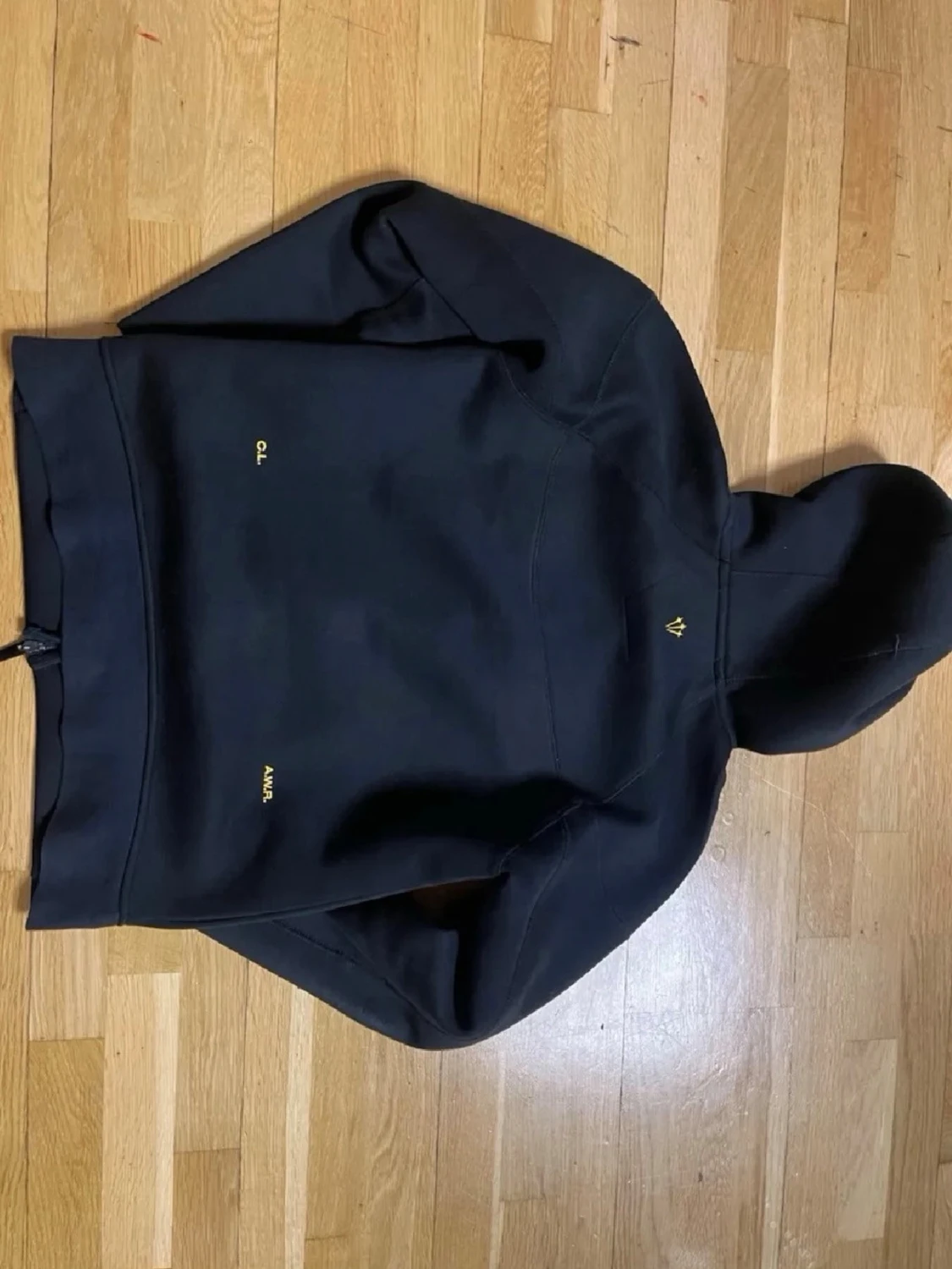 Svart Nike hoodie med gul logga - 2