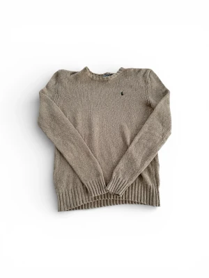 Ralph Lauren Knit  - Snygg Ralph Lauren Knit i väldigt fint skick . Inga defekter , storlek M 