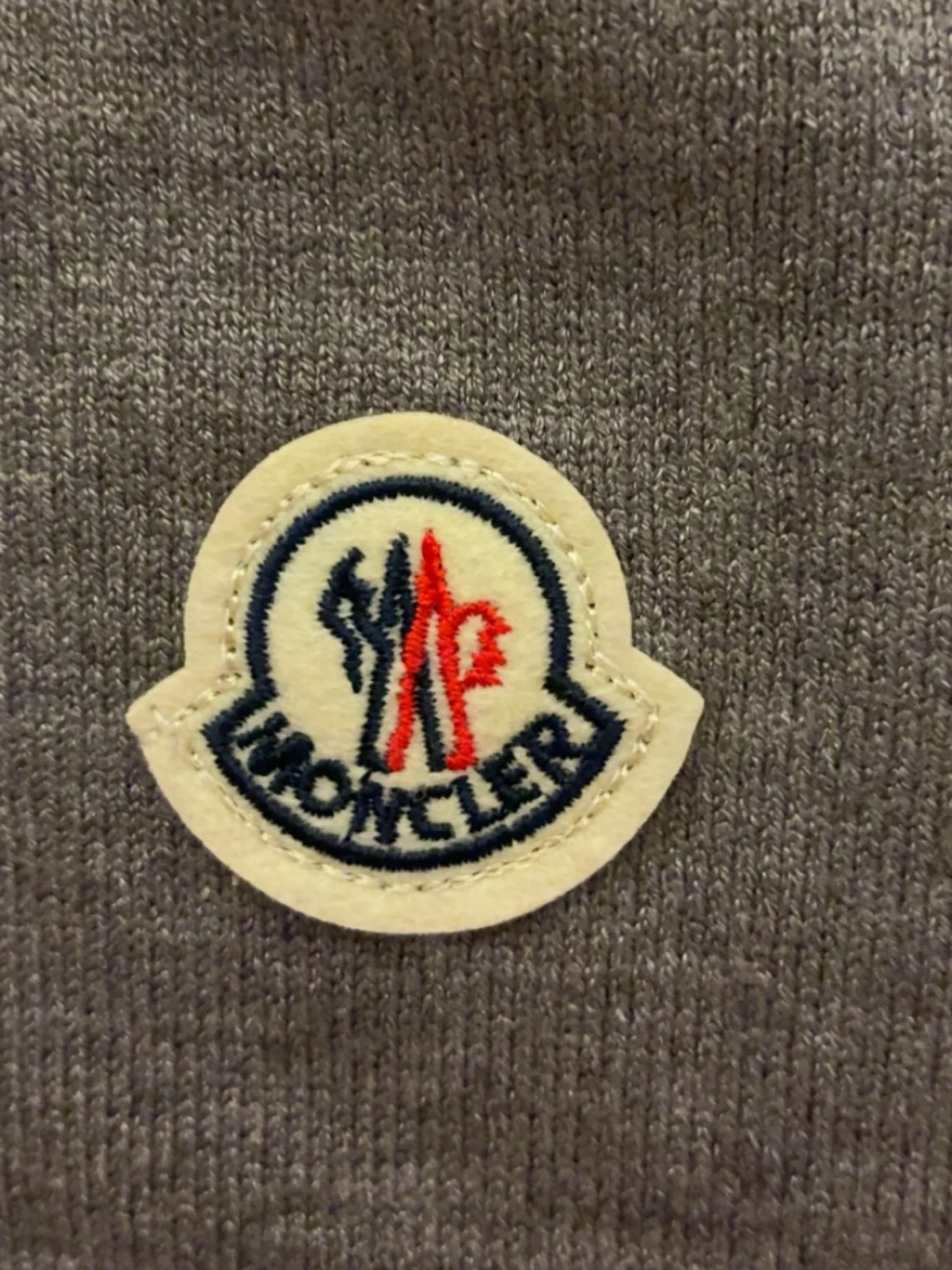 Stickad moncler tröja  - 1