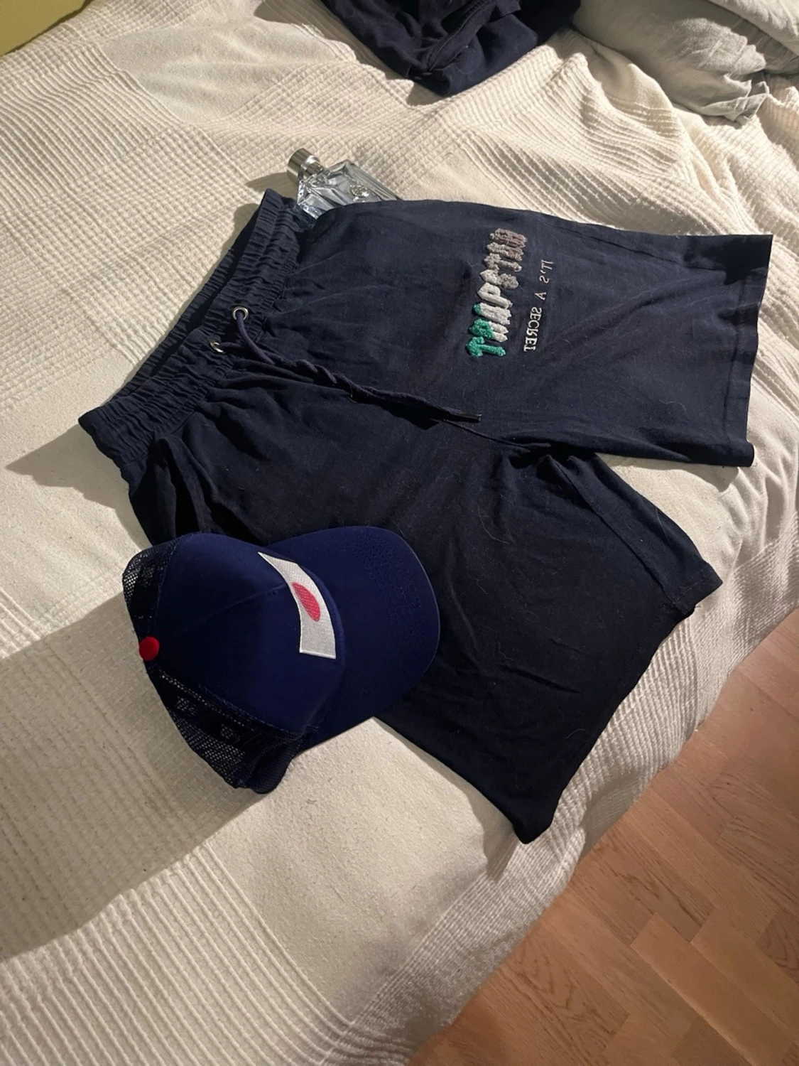 Mörkblå shorts från Trapstar - 1