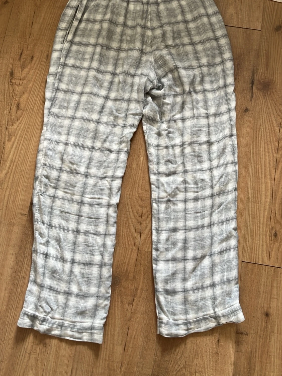 Grå rutiga pyjamasbyxor - 1