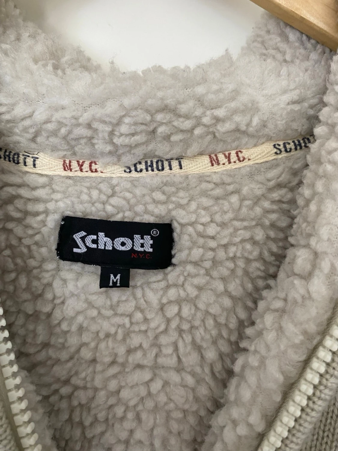 Beige stickad hoodie från SVEA - 3