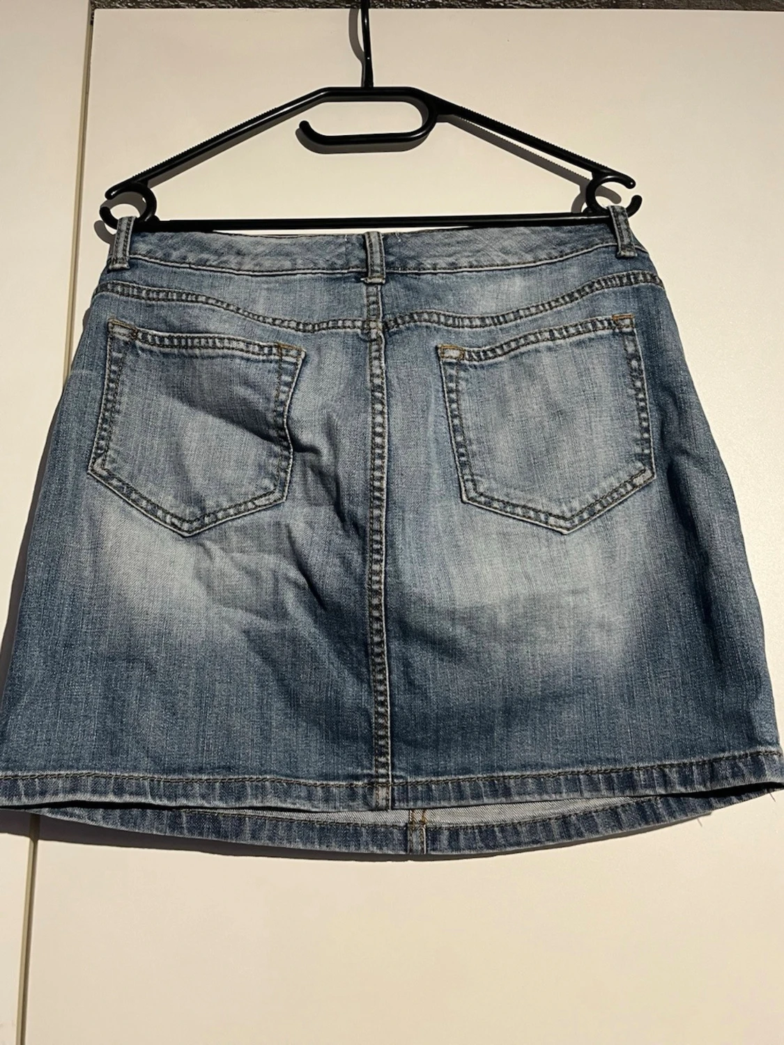 Klassisk jeanskjol i blå denim🖤 - 1