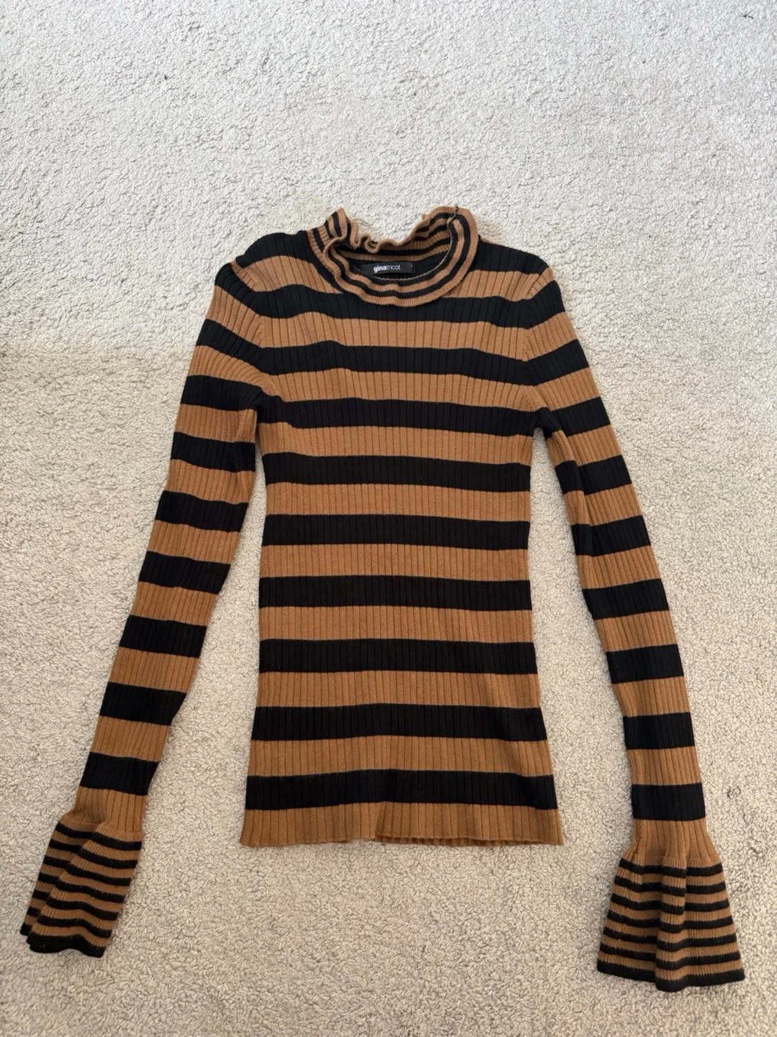 Randig stickad tröja Gina Tricot