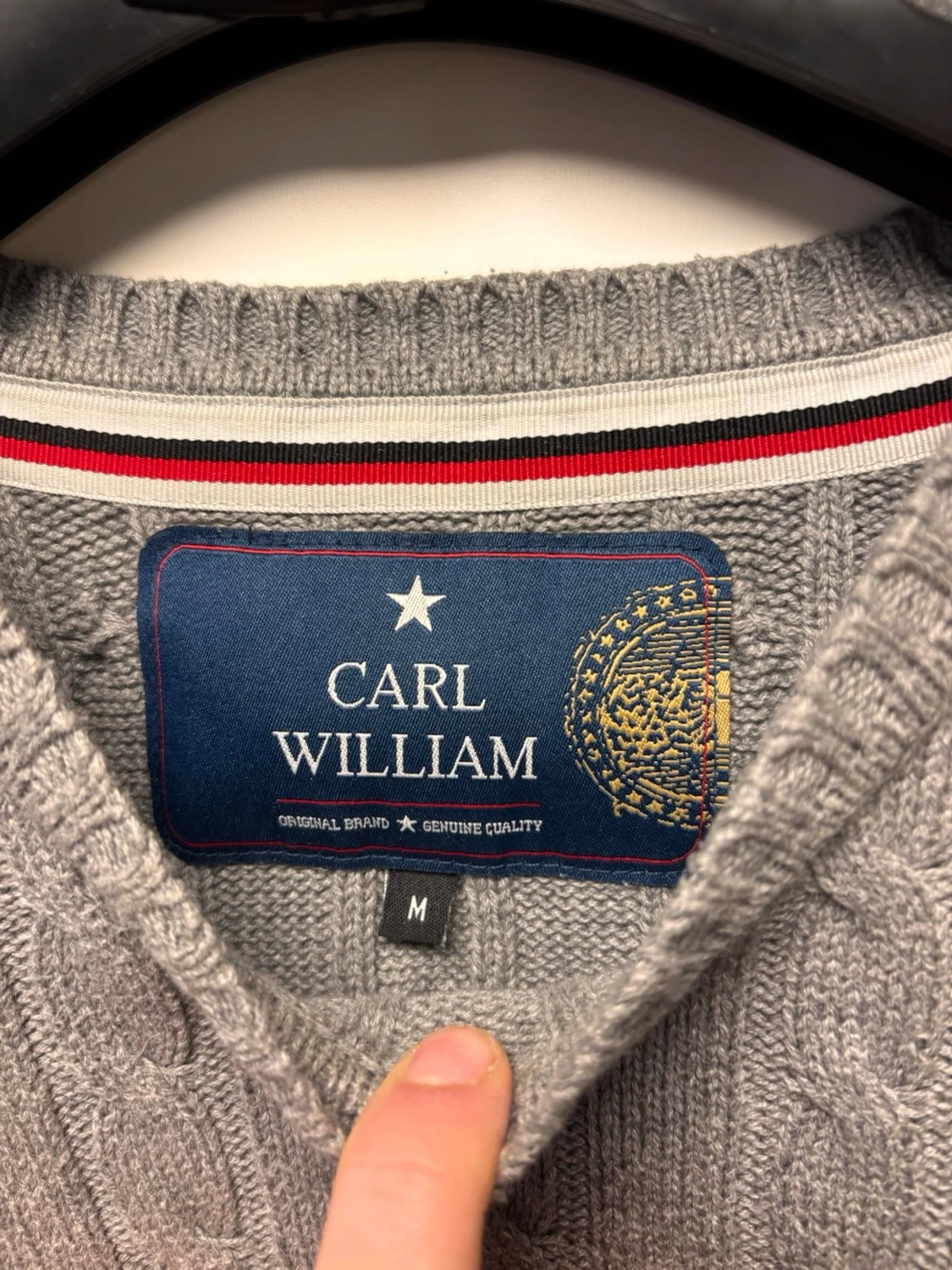 Grå kabelstickad tröja carl william - 3