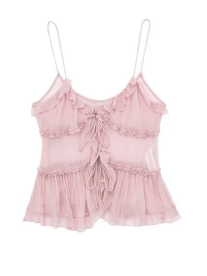 Ljusrosa volang topp med snörning - Supersöt ljusrosa linnetopp med tunna axelband, volangdetaljer och snörning framtill. Toppen har ett tunt tyg med flera lager av volanger. Perfekt för dig som gillar en feminin och trendig stil.