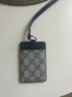 Korthållare - Jätte fin korthållare/plånbok inför sommaren 