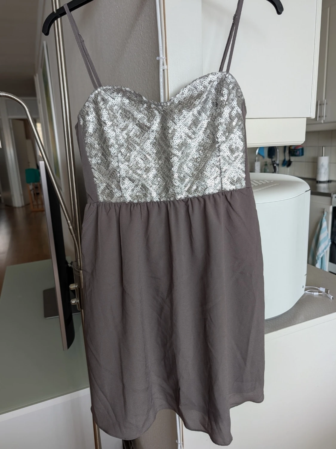 Silver paljettopp från Divided H&M