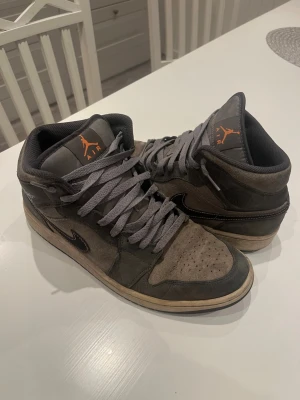 nike jordan  - Nike jordan skor i 44,5 i användt skick köpta på JD sport. Nypris var 2500kr