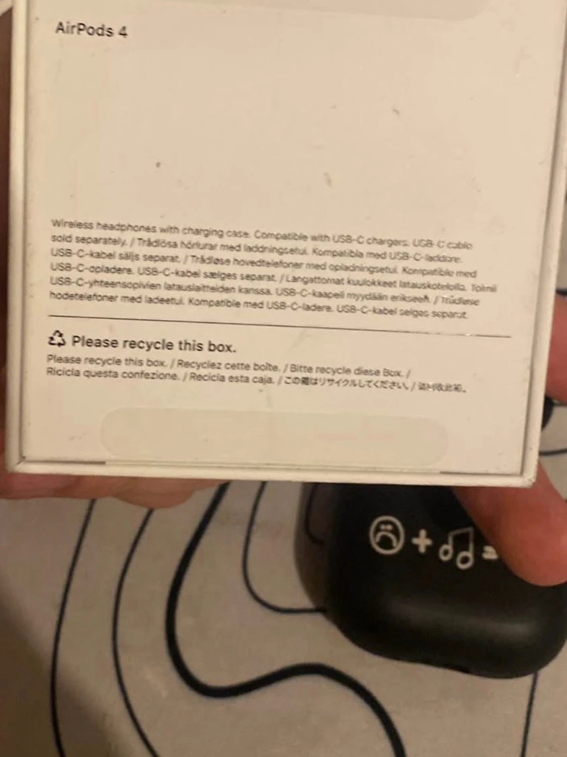 Apple AirPods 4 - 6