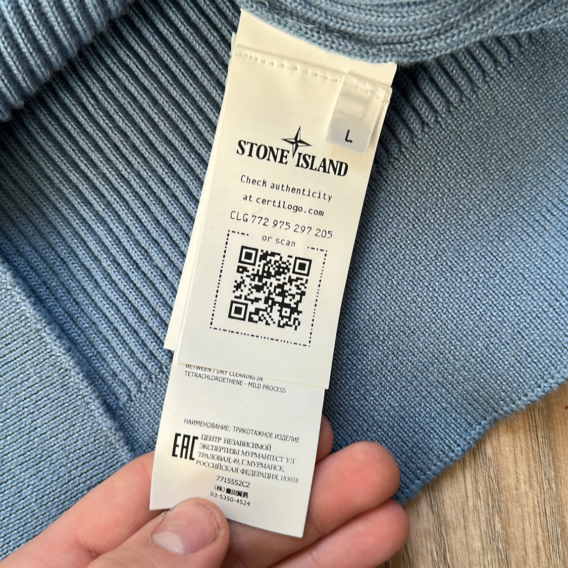 Blå ribbad turtleneck från Stone Island i storlek L - 4